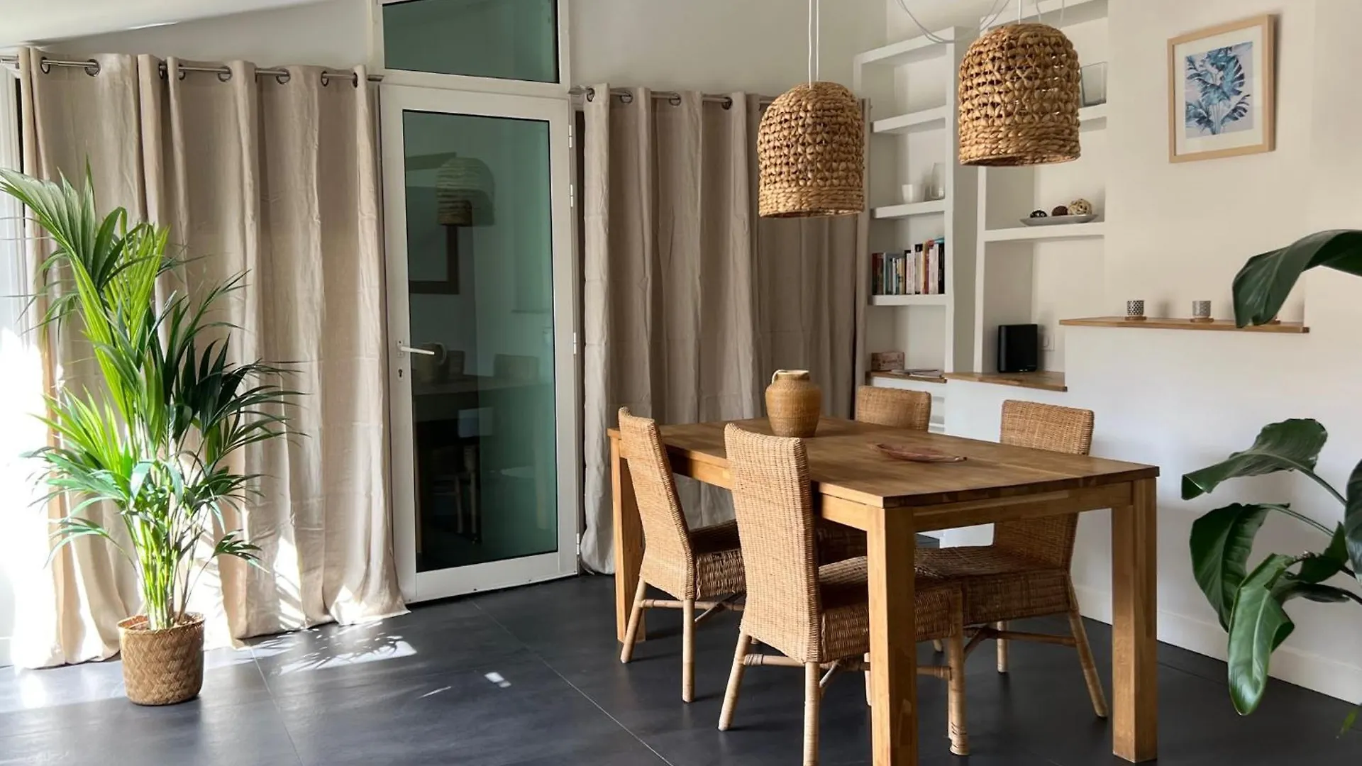 Hypercenter Lovely Duplex With Terrace Clim Wifi Aix-en-Provence Apartment